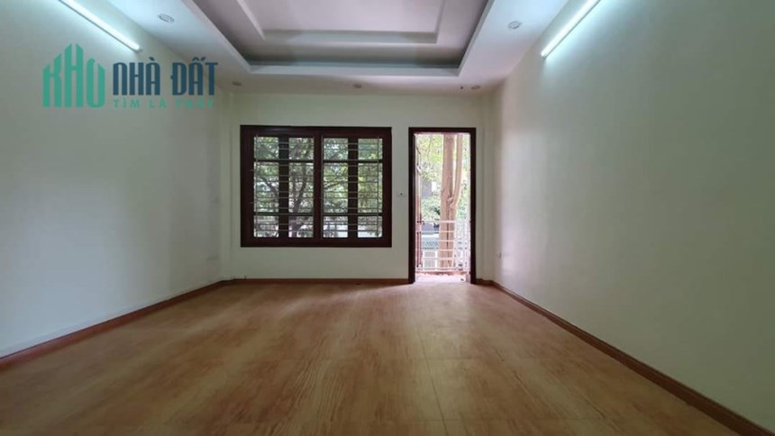 Bán nhà Nguyễn Trãi, Hà Đông 51 m2, 4 tăng, 5 mặt tiền, giá nhỉnh hơn 6 tỷ.
