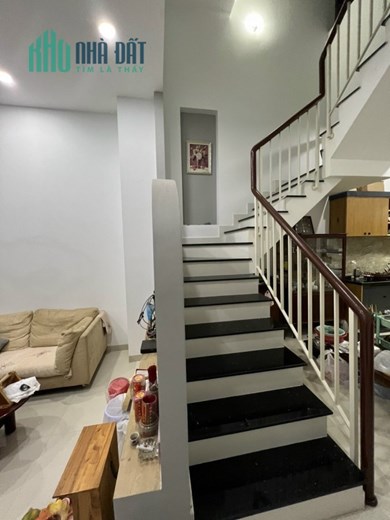 Bán nhà 1trệt 2lầu, hẻm xe hơi, đường số 7 Linh Trung, dt 66 m²  Giá 5,6 Tỷ