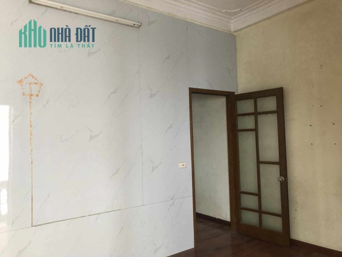 Cho thuê nhà, CHDV, Phạm Văn Đồng 40m2, 4T, 7P, 18 tr, Bắc Từ Liêm.