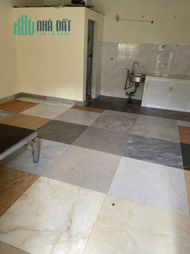 MÌNH CÓ MỘT PHÒNG TRỌ CẦN CHO THUÊ TẠI CỘT 3 ĐƯỜNG LÊN KHÁCH SẠN FLC , ( ĐỘI DIỆN NGÕ CỔNG THỊ ĐỘI )