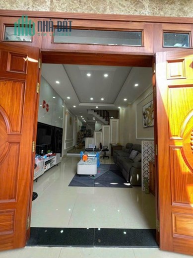 Bán nhà ven sông đường số 38, hẻm xe hơi, Hiệp Bình Chánh Thủ Đức, giá chỉ hơn 8 tỷ.