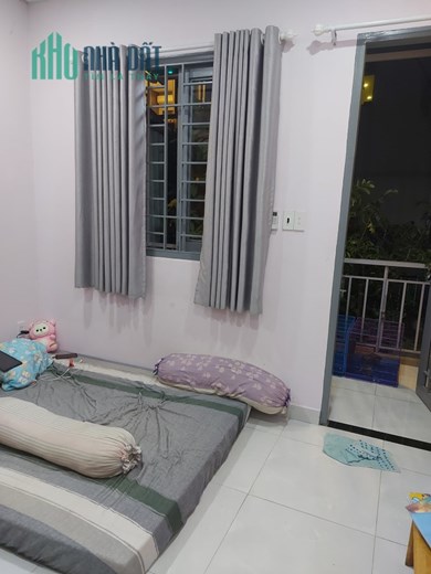 ĐỐI DIỆN LAND MARK 81 - GIÁP QUẬN 1 - NHÀ MỚI ĐẸP LUNG LINH - GẤP BÁN