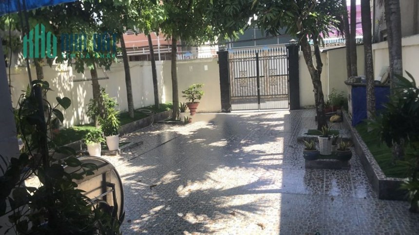 CHÍNH CHỦ CẦN BÁN NHÀ 2 MẶT TIỀN ĐƯỜNG VỊ TRÍ TRUNG TÂM.