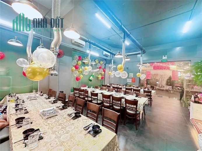 Chuyển nhượng cửa hàng: Số 1080 đường Phạm Văn Thuận Do chuyển hướng kinh doanh, hiện chuyển nhượng