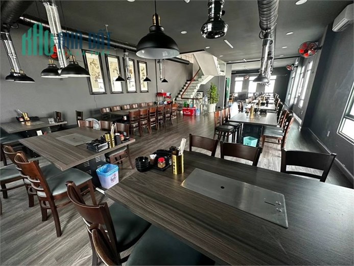 Chuyển nhượng cửa hàng: Số 1080 đường Phạm Văn Thuận Do chuyển hướng kinh doanh, hiện chuyển nhượng