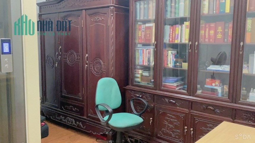 Mua Đất Tặng Nhà 185m Mặt Tiền 9m. Nhà Trên Đường Hồ Tùng Mậu Cầu Giấy. Chủ Cần Bán Gấp