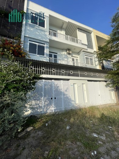 Cho thuê 2 căn nhà liền kề 3 tầng ở Phước Long, Nha Trang