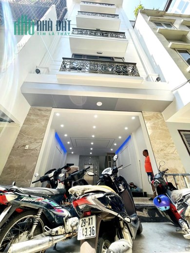 Bán nhà 85m2 phố Nguyễn Văn Cừ, Long Biên Gara Ô tô Thang máy Nội thất Nhập Khẩu 10.2 Tỷ