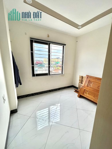Bán nhà 85m2 phố Nguyễn Văn Cừ, Long Biên Gara Ô tô Thang máy Nội thất VIP 10.3 Tỷ