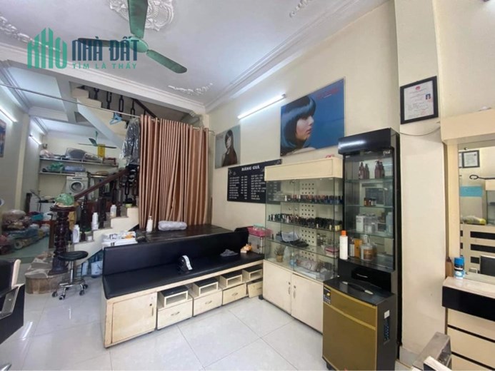 Quá Hiếm, Nhà ngõ Nguyễn Trãi oto tránh kinh doanh 48m² nhà 5 tầng giá bán chỉ 6 ty 8