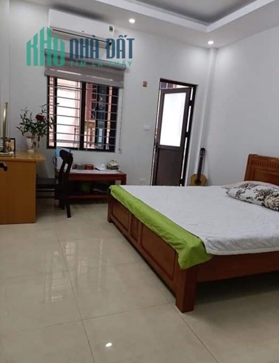 Bán nhà riêng Nguyễn Văn Huyên 50m2, 6PN, ngõ rộng ôtô đỗ 5 tầng 6.3tỷ
