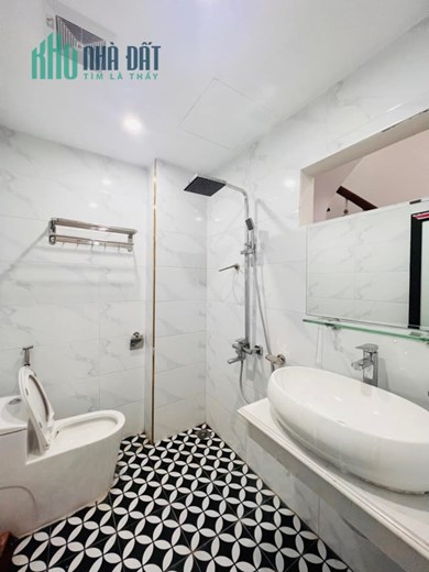 BÁN NHÀ PHỐ MINH KHAI, 42M2 - 4 TẦNG - 4 NGỦ, 3 BƯỚC Ô TÔ, NHÀ ĐẸP Ở NGAY, NHỈNH 5 TỶ