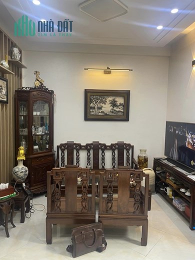 BÁN NHÀ THẠCH BÀN 4Tx 38M- DÂN XÂY THIẾT KẾ- LÔ GÓC