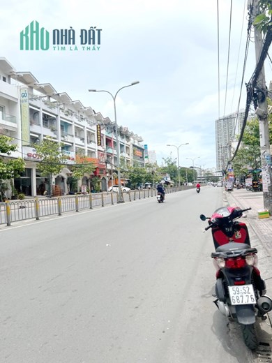 Nhà mặt tiền 5 tầng/4 *19.5m Tạ Quang Bửu P5Q8 - 17 Tỷ (TL)