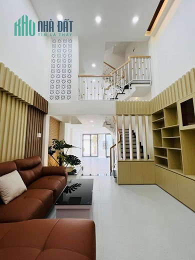 Bán Nhà Phan Huy Ích Gò Vấp 5 Tầng Mới Đẹp 7 Tỷ Hẻm Xe Hơi