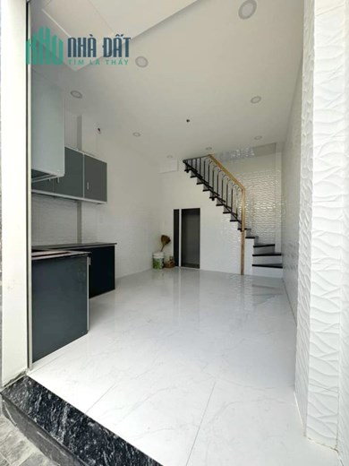 Nhà thuê 3 Tầng mới, đẹp hẻm sát Mt Phạm Thế Hiển P4Q8 - 8.5 Triệu