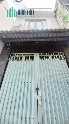 Nhà bán nở hậu hẻm Ba Đình P10 Q8. Trệt,2 lầu,sân thượng. Giá 3,15 tỷ TL