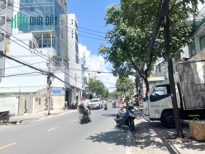 Nhà Mặt tiền Hưng Phú Phường 9 Quận 8. Giá 18 triệu TL