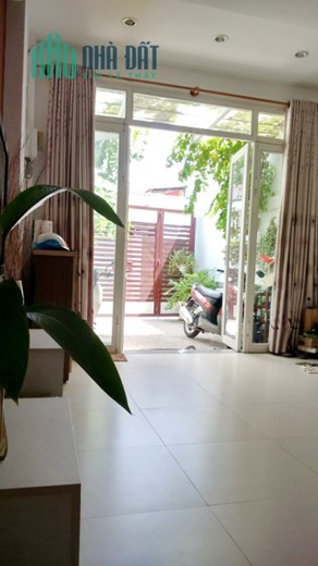 Nhà 3 tầng hẻm ô tô Âu Dương Lân P2Q8. Giá 18 triệu