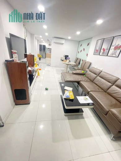 Nhà hẻm ô tô sát MT Dương Bá Trạc 4 tầng P1Q8 giá 7 tỷ4