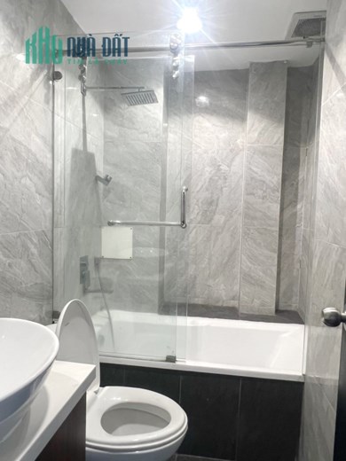 Nhà hẻm ô tô sát MT Dương Bá Trạc 4 tầng P1Q8 giá 7 tỷ4
