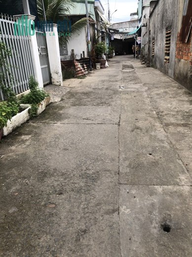 Bán nhà dãy trọ có nhà 2 tầng và 3 phòng trọ K256 Âu Cơ
