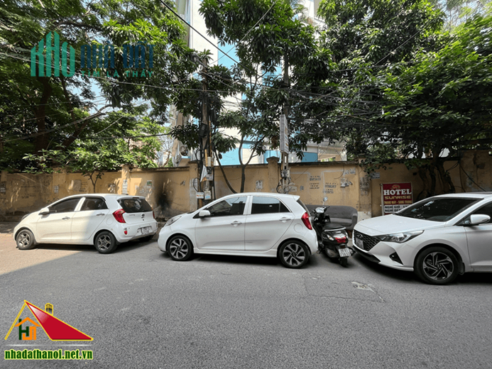 Chính chủ bán nhà số 16 ngõ 42 Vũ Ngọc Phan, Đống Đa 67,5m2 giá 16 tỷ