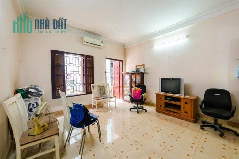 Nhà 60m Mặt Tiền 5m Phân Lô Phố Trung Kính. Vỉa Hè Đá Bóng. Ô Tô Tránh Kinh Doanh Sầm Uất. Chủ Cần