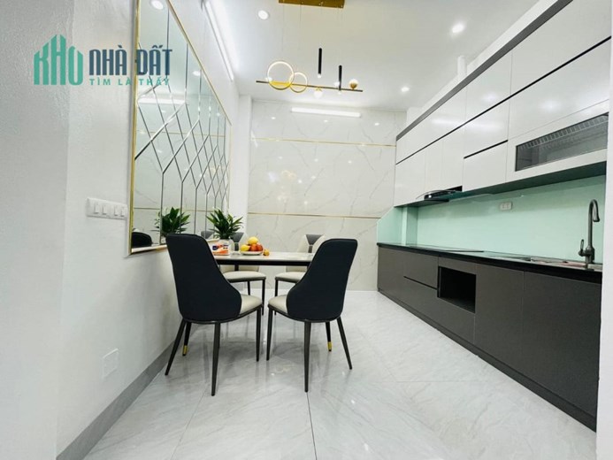 BÁN NHÀ THẠCH BÀN _ DÂN XÂY_ Ô TÔ 7 CHỖ VÀO NHÀ _ GẦN NGAY CHỢ THẠCH BÀN._ GIÁ RẺ