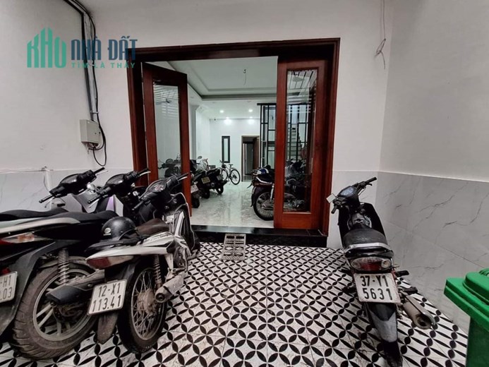 BÁN NHÀ MẶT NGÕ HOÀNG MAI, NGUYỄN ĐỨC CẢNH 46M × 5T Ô TÔ CHỈ 4 Tỷ 500 TRIỆU