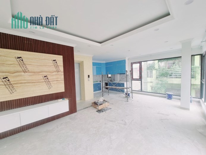 Bán nhà 83m2 phố Nguyễn Văn Cừ, Long Biên Gara 2 Ô tô đua Vỉa hè 3m Kinh doanh đỉnh Giá 4.9 Tỷ