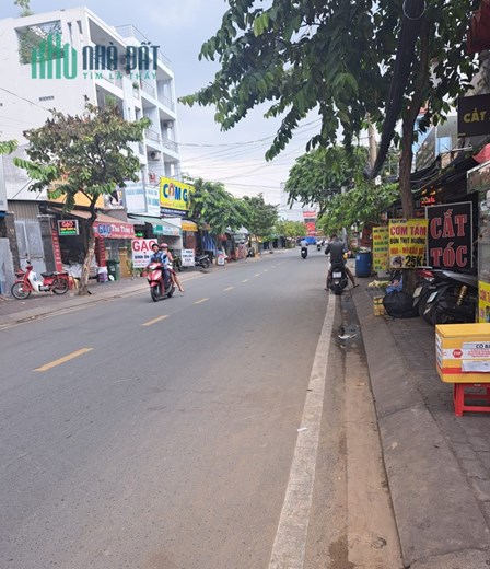 TÒA NHÀ CĂN HỘ DỊCH VỤ MẶT TIỀN LÝ PHỤC MAN CHƯA QUA ĐẦU TƯ
