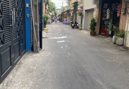 CHỈ 3.35 TỶ - 31M2 - HẺM XE HƠI - ÔNG ÍCH KHIÊM - QUẬN 11 .