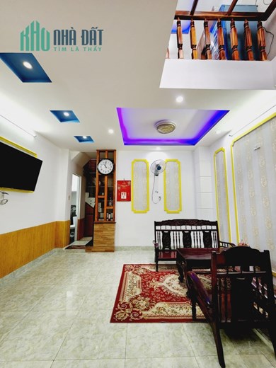 Bán Nhà 4 mê nguyên Hẻm cạn Ngô Mây P.Ngô Mây Quy Nhơn , 24m2 ,Giá 2 Tỷ 180Tr