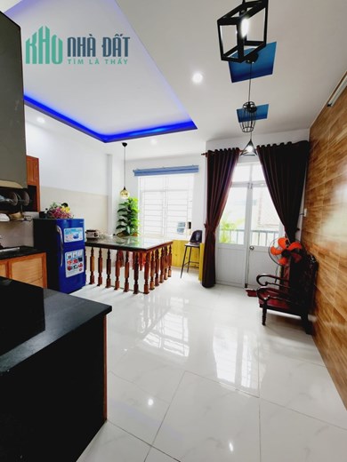 Bán Nhà 4 mê nguyên Hẻm cạn Ngô Mây P.Ngô Mây Quy Nhơn , 24m2 ,Giá 2 Tỷ 180Tr