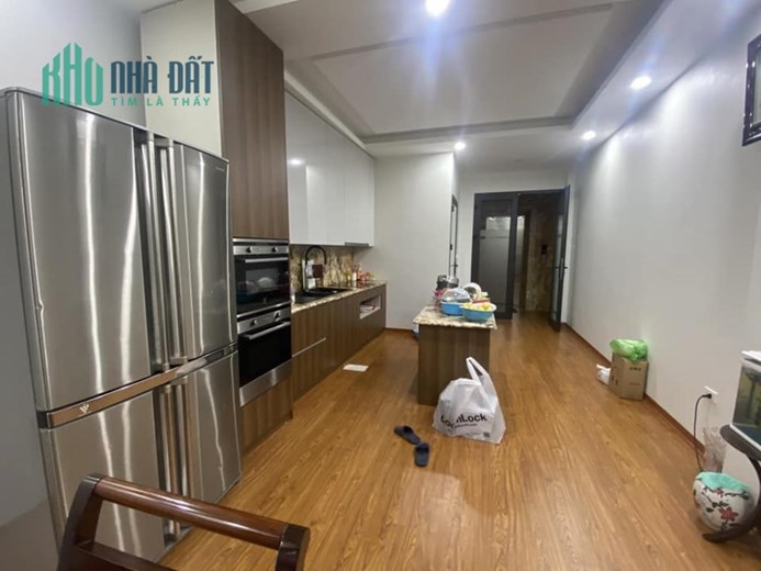 Bán nhà 85m2 phố Nguyễn Văn Cừ, Long Biên Gara Ô tô phi Thang máy Nội thất Đẳng Cấp 10.1 Tỷ