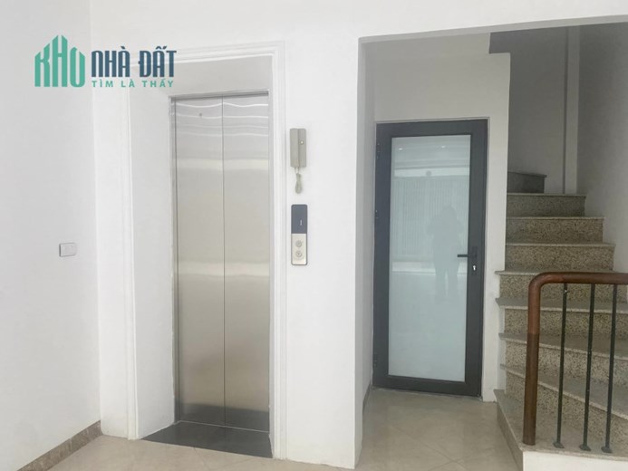 Bán nhà 85m2 phố Nguyễn Văn Cừ, Long Biên Gara Ô tô đua Thang máy Nhập Nội thất Nhập Khẩu 10.2 Tỷ