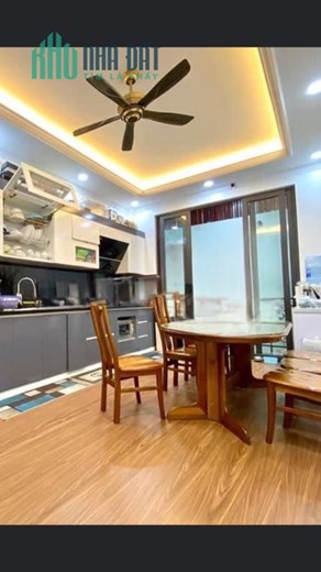 NHÀ ĐƯỜNG TRẦN PHÚ , HÀ ĐÔNG LÔ GÓC THOÁNG SÁNG NGÕ THÔNG GẦN PHỐ, 40M x 5 TẦNG MỚI ĐẸP Ở NGAY
