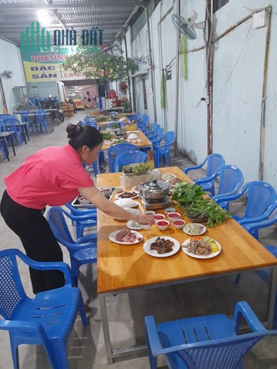 SANG NHƯỢNG LỖ QUÁN DÊ TƯƠI XÂY MỚI NẰM TRÊN QUỐC LỘ 1.