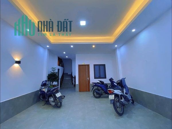 ẢO THẬT ĐẤY!!! Siêu phẩm TT Mai Dịch, Cầu Giấy nhỉnh 7.5  tỷ mà tận 67m2 5 tầng