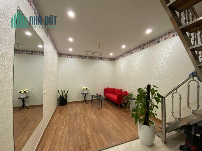 CHẮC ĐÙA!!! Trung tâm sát MP Hồng Mai, chỉ Nhỉnh 2 tỷ mà có ngay 27m2