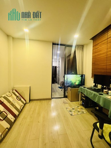 Bán nhà Lê Văn Sỹ Q3 , hxh,  50m2 ngang 4m, 5 tầng 4PN, Giá 8.4 Tỷ.