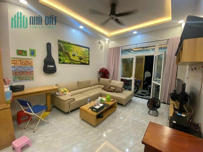 5 TỈ CÓ NGAY 55M -4 TẤM NHÀ TRƯỜNG CHINH TÂN HƯNG THUẬN -