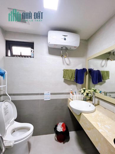ĐÊ TÔ HOÀNG HAI BÀ TRƯNG HÀ NỘI NGÕ RỘNG NHÀ ĐẸP Ở LUÔN