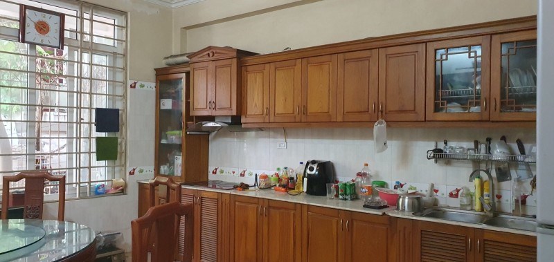 SIÊU PHẨM BỒ ĐỀ - GẦN HỒ - GẦN PHỐ HỒNG TIẾN - GARA 3 Ô TÔ - THOÁNG TRƯỚC SAU