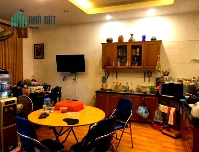 Ngõ Ô TÔ tránh Vĩnh Hồ-TT Đống Đa-gần 100m-4T-14.5 tỷ (thương lượng)
