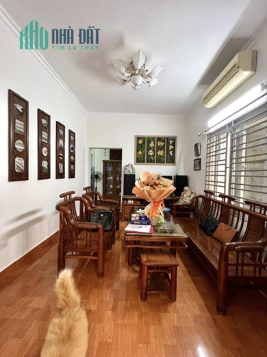 Bán nhà đẹp Thanh Nhàn 161m2, 4 tầng, MT 11m, gần phố, công viên giá 16 tỷ