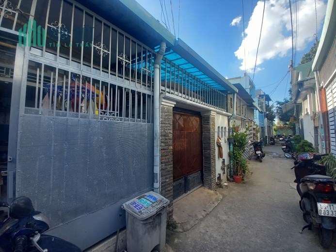 Bán nhà hẻm ô tô-42m2- 2 tầng kiên cố-Trung tâm Hiệp Bình Chánh-Tp Thủ Đức