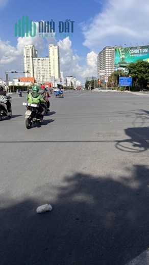 Bán nhà siêu Mặt Tiền Nguyễn Thị Thập , Q7 
102m2 , 6 lầu thang máy chỉ 23 tỷ