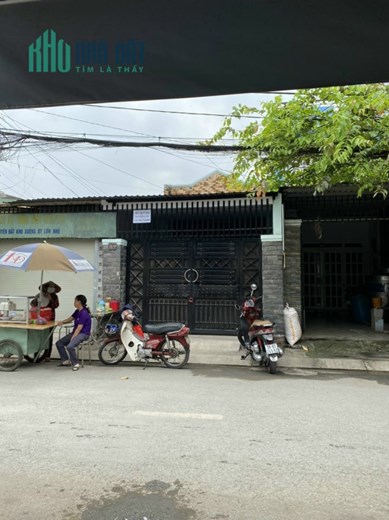 CHÍNH CHỦ Cần Bán Gấp Căn Nhà Vị Trí Tại Huyện Hóc Môn-HCM